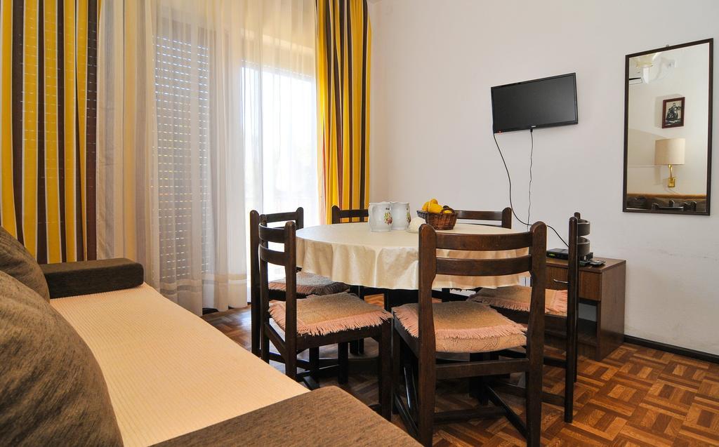 Guesthouse Lanca Τίβατ Δωμάτιο φωτογραφία
