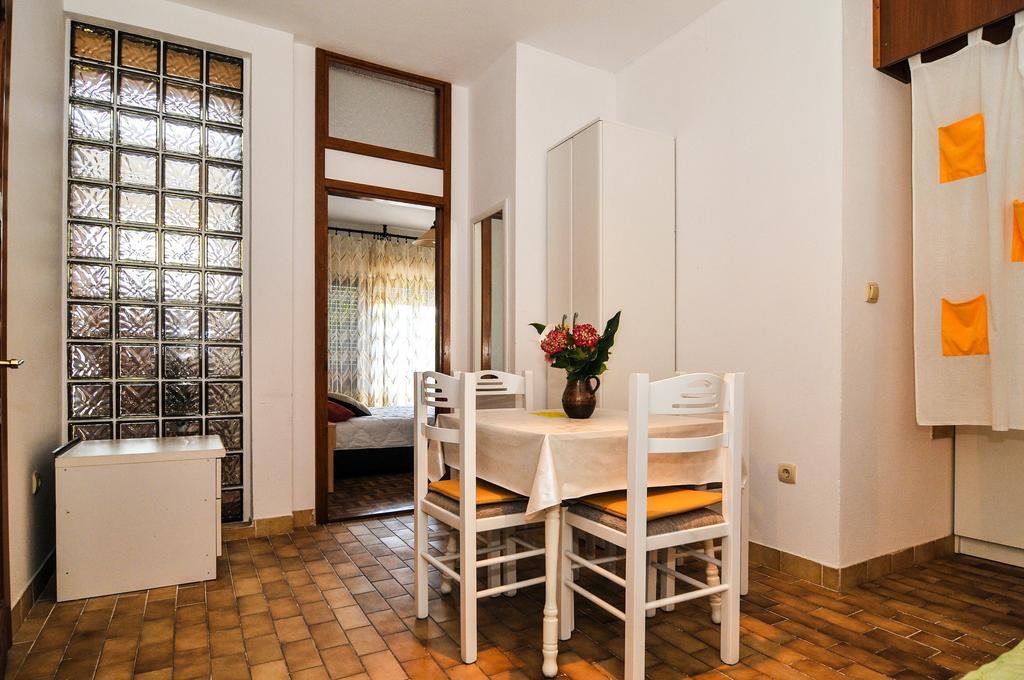 Guesthouse Lanca Τίβατ Δωμάτιο φωτογραφία