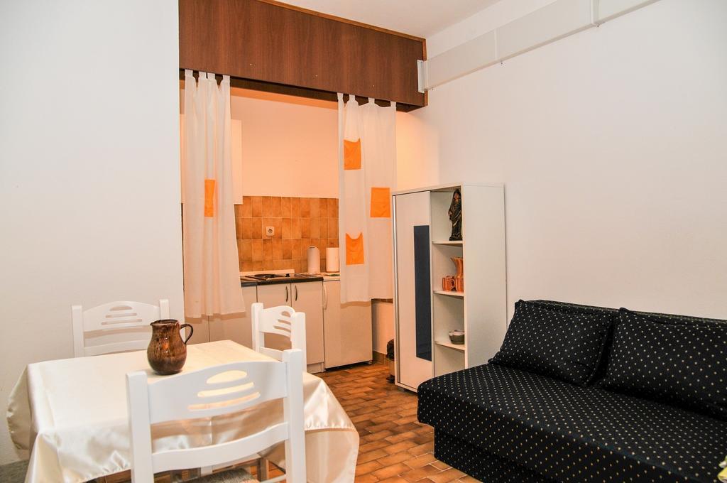 Guesthouse Lanca Τίβατ Δωμάτιο φωτογραφία
